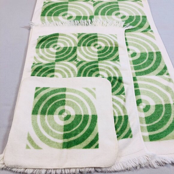 Vintage 70s TEXMADE Impact Green CHECKMATE pattern All Cotton Towel Trio Set - Picture 1 of 10